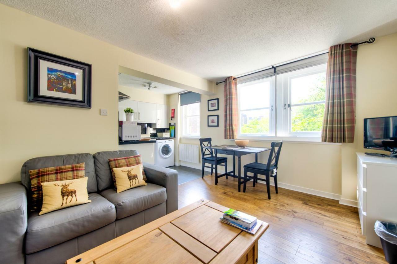 Stunning Studio Apartment Castle View Эдинбург Экстерьер фото